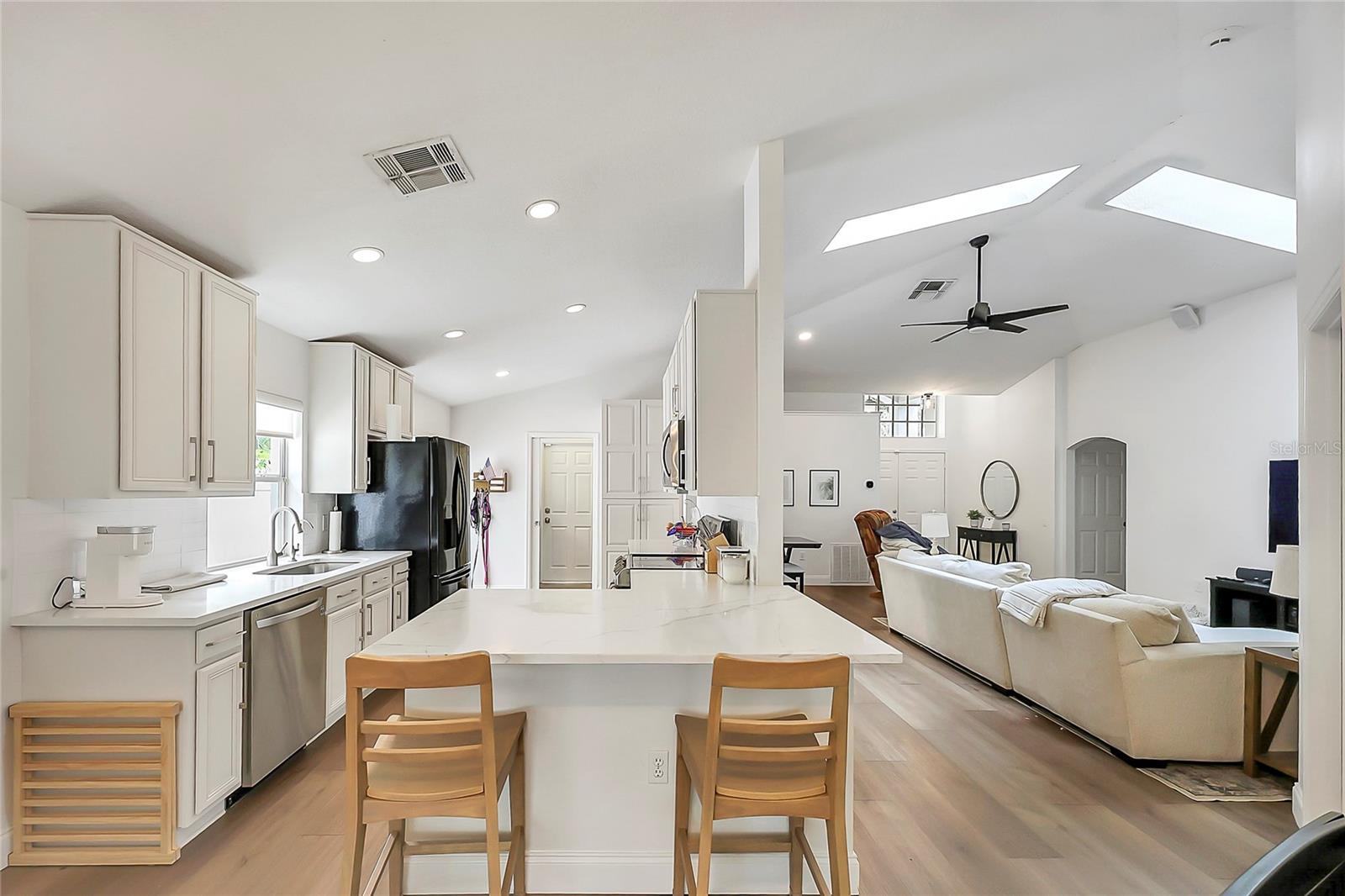 TUSCA OAKS - Residential