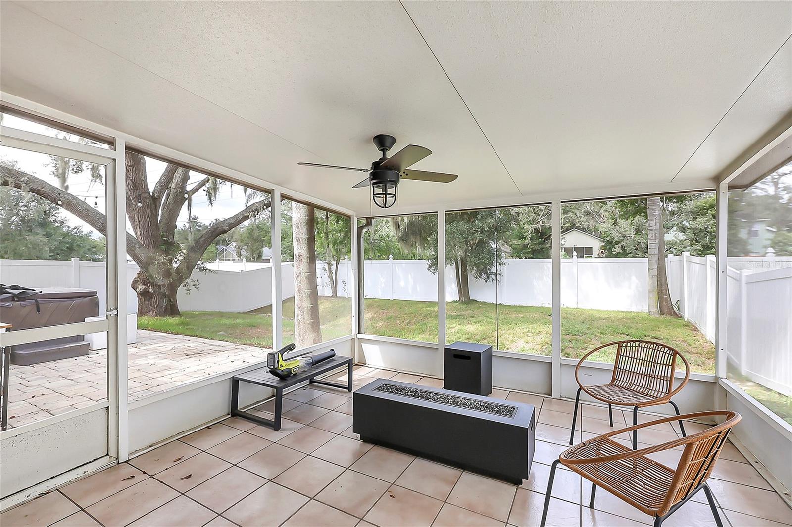 TUSCA OAKS - Residential
