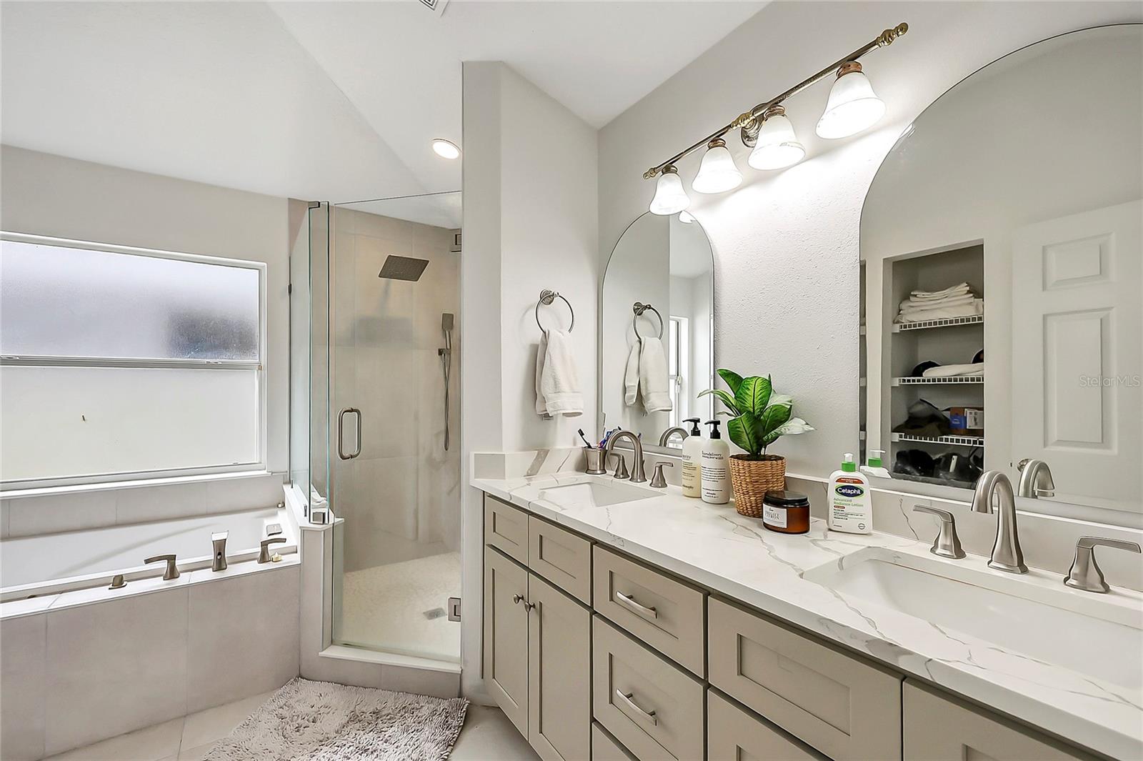 TUSCA OAKS - Residential