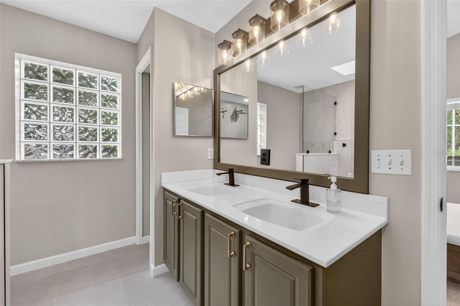 THOUSAND OAKS PH 02 - Residential