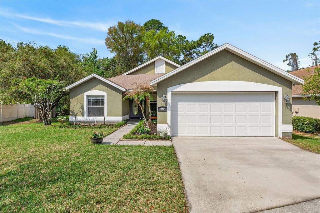 Photo of 257 Oak Chase Place, Davenport, FL 33896 (MLS # O6387177)