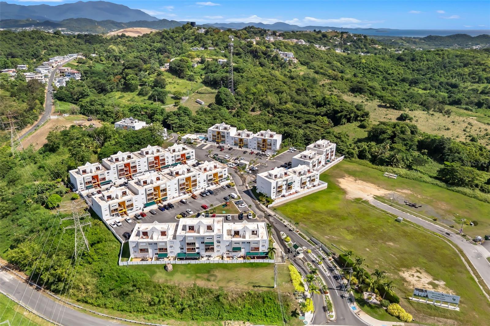 COND TIERRA DEL SOL - Residential