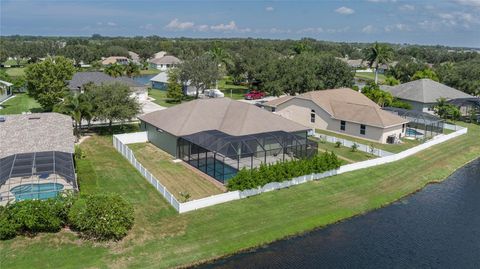 A home in PALMETTO