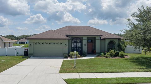 A home in PALMETTO