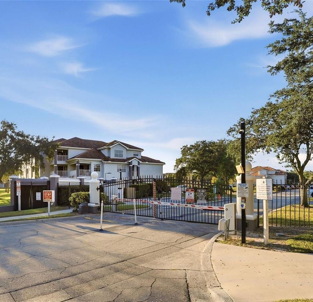 Photo of 13803 Fairway Island Drive #1618, Orlando, FL 32837 (MLS # O6410277)