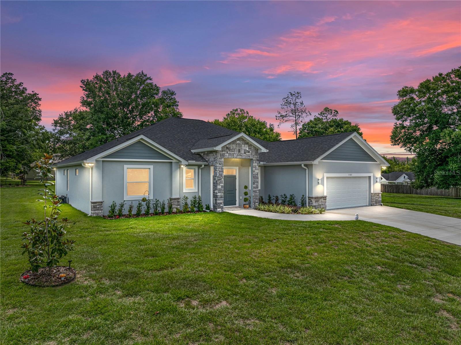 Photo 8 of 68 of 11521 PINE HOLLOW WAY house