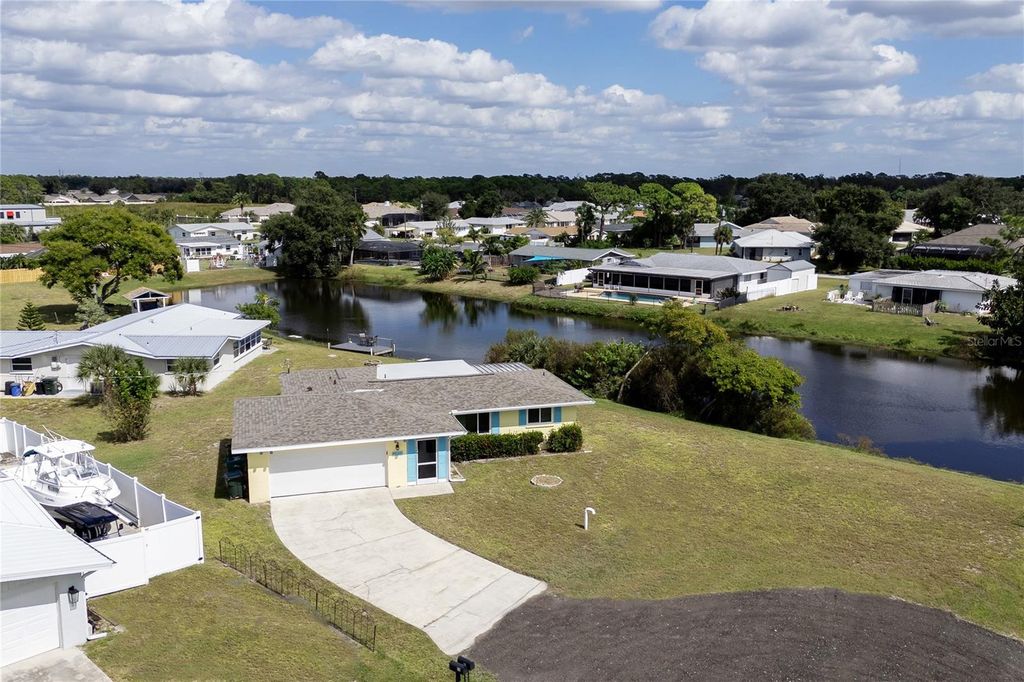 Photo of 42 Caroll Circle, Englewood, FL 34223 (MLS # D6139028)