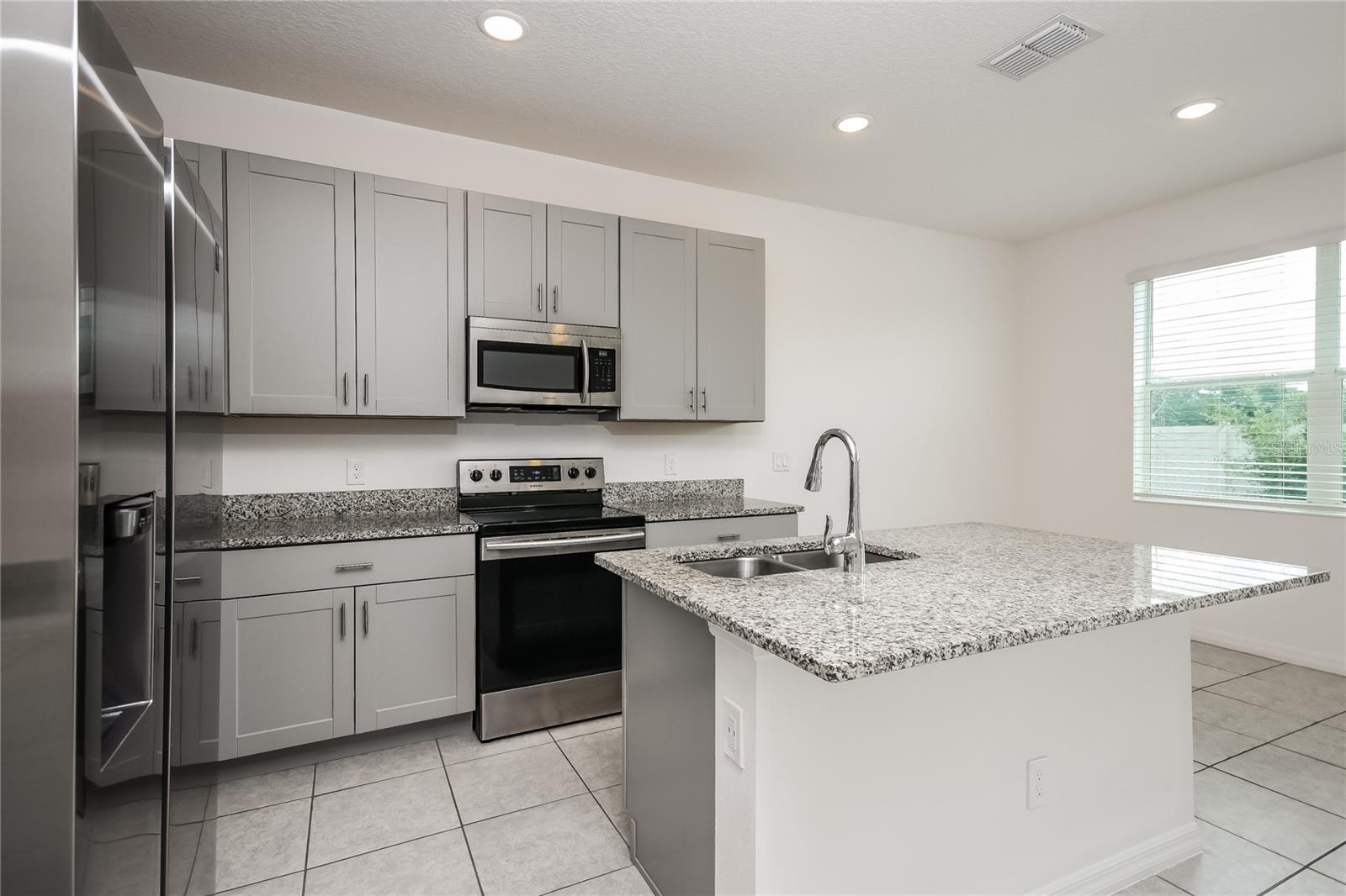 TARPON BAY PH 1 - Residential Lease