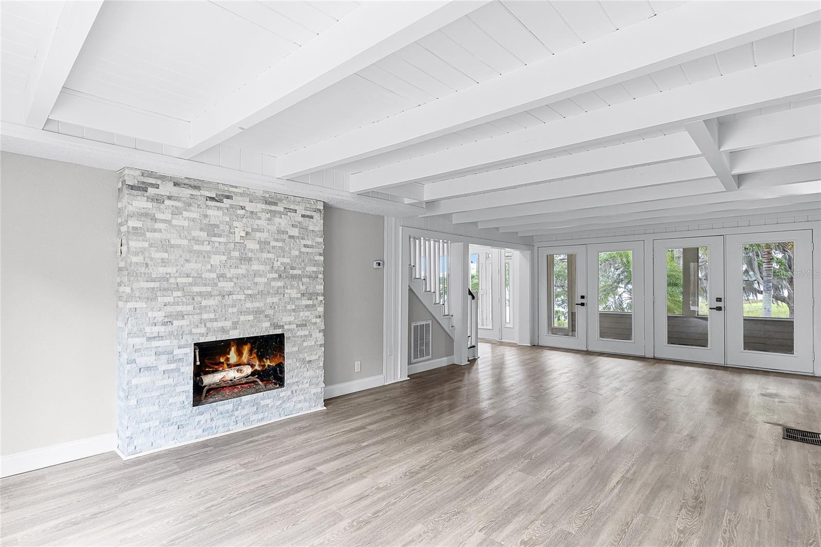 WINDERMERE TOWN - Residential