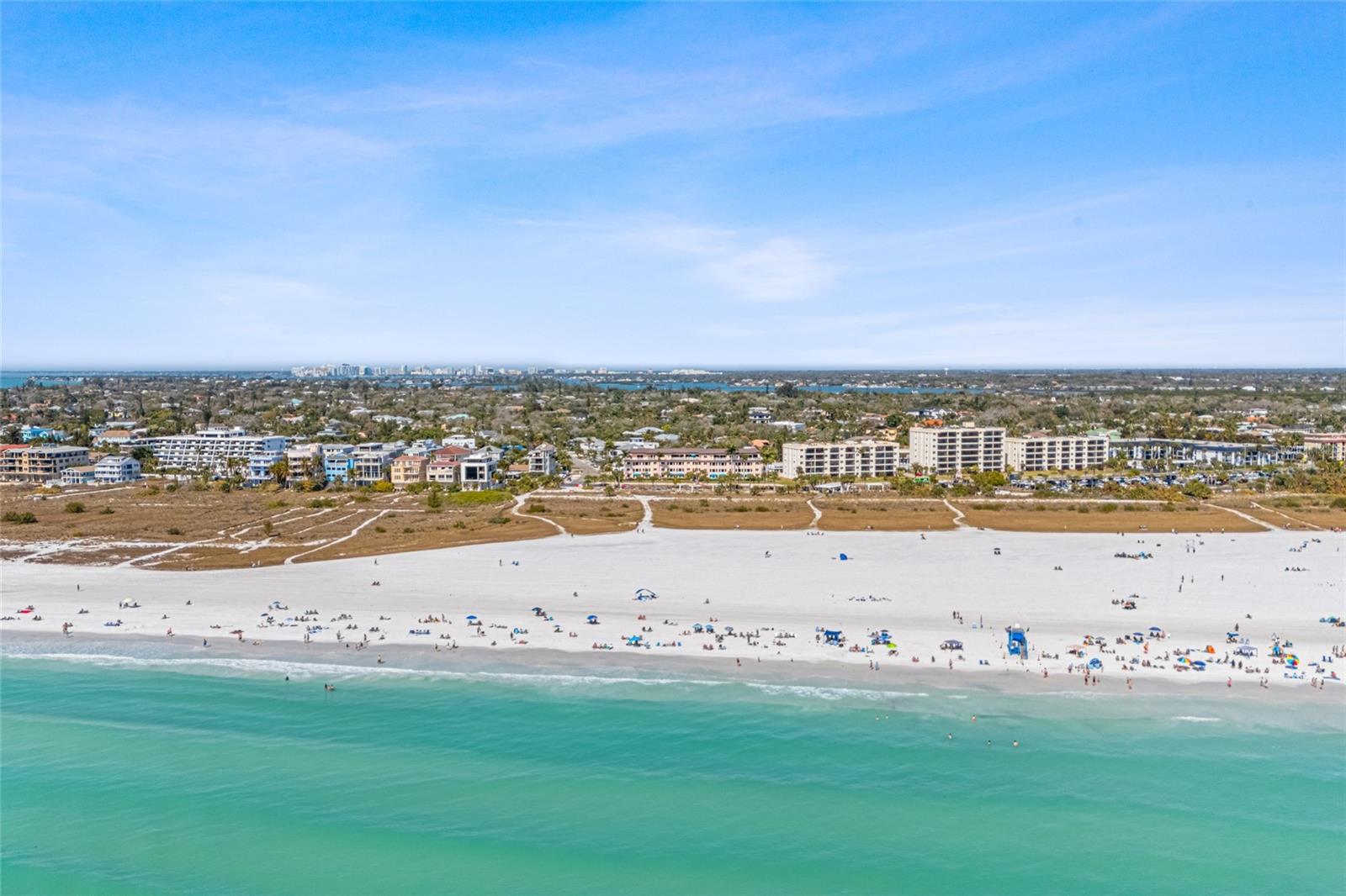 SUNSET ROYALE - Residential