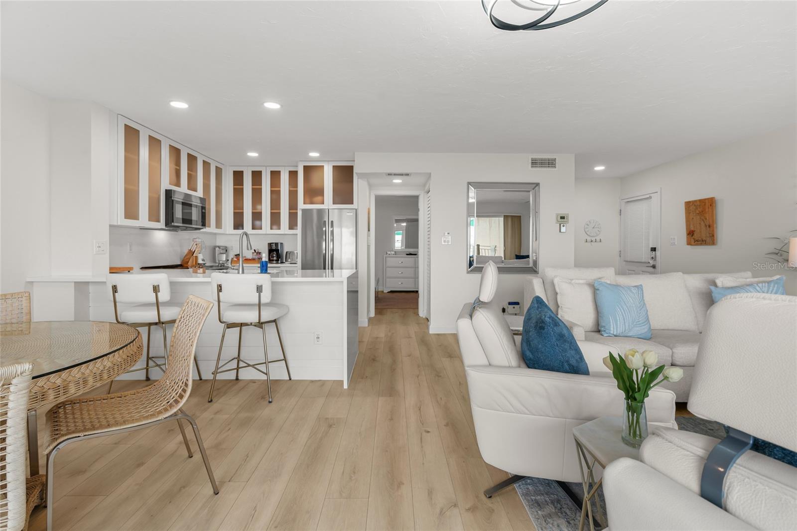 SUNSET ROYALE - Residential