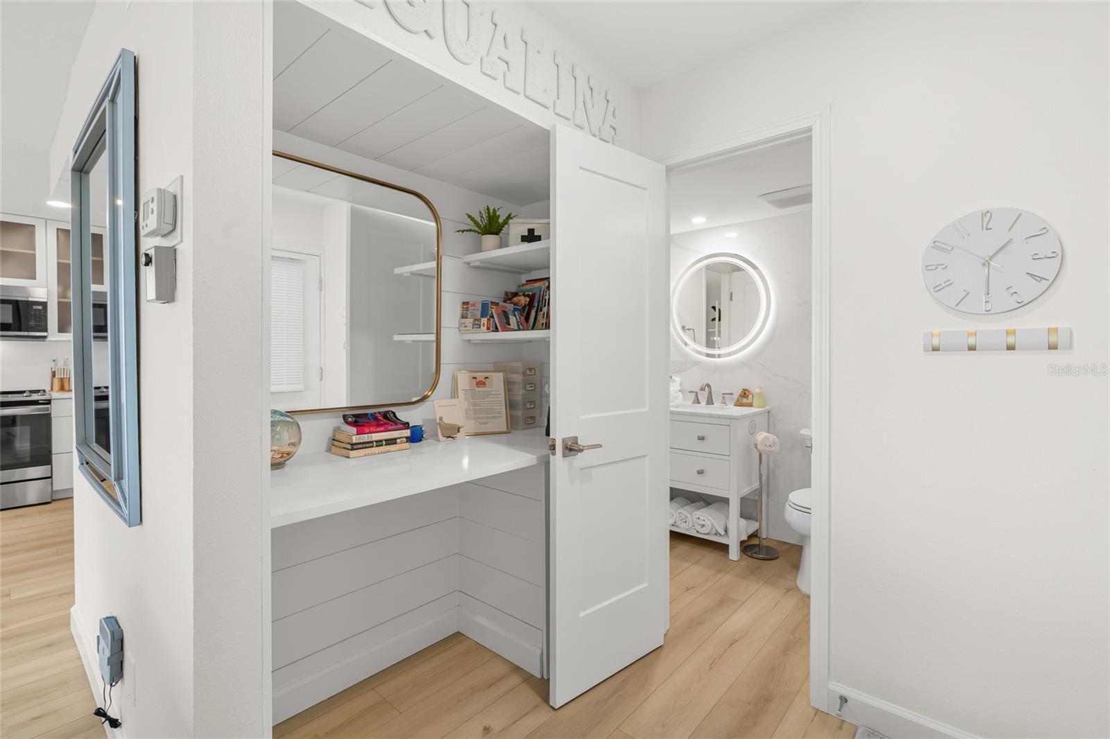 SUNSET ROYALE - Residential