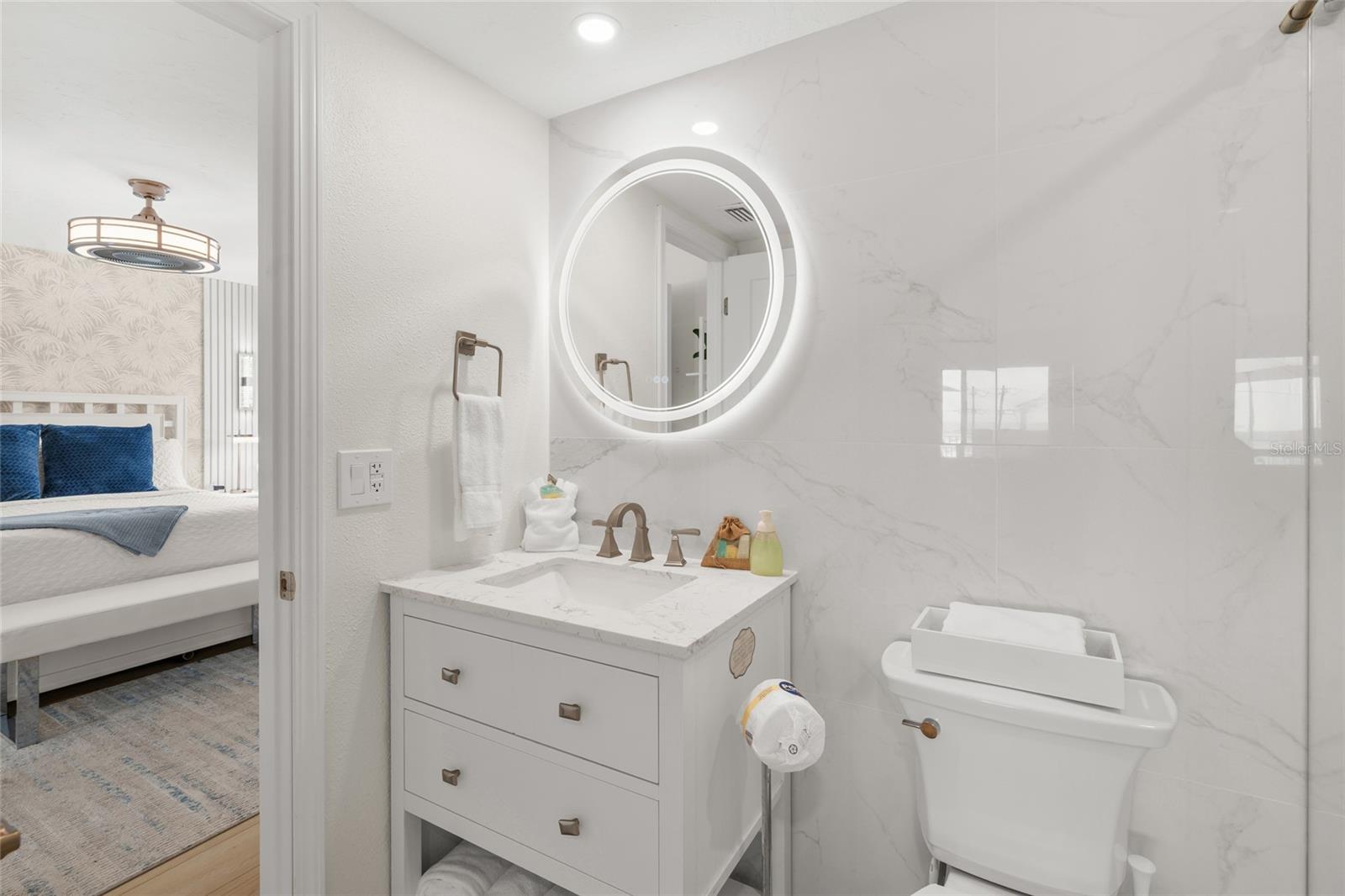 SUNSET ROYALE - Residential