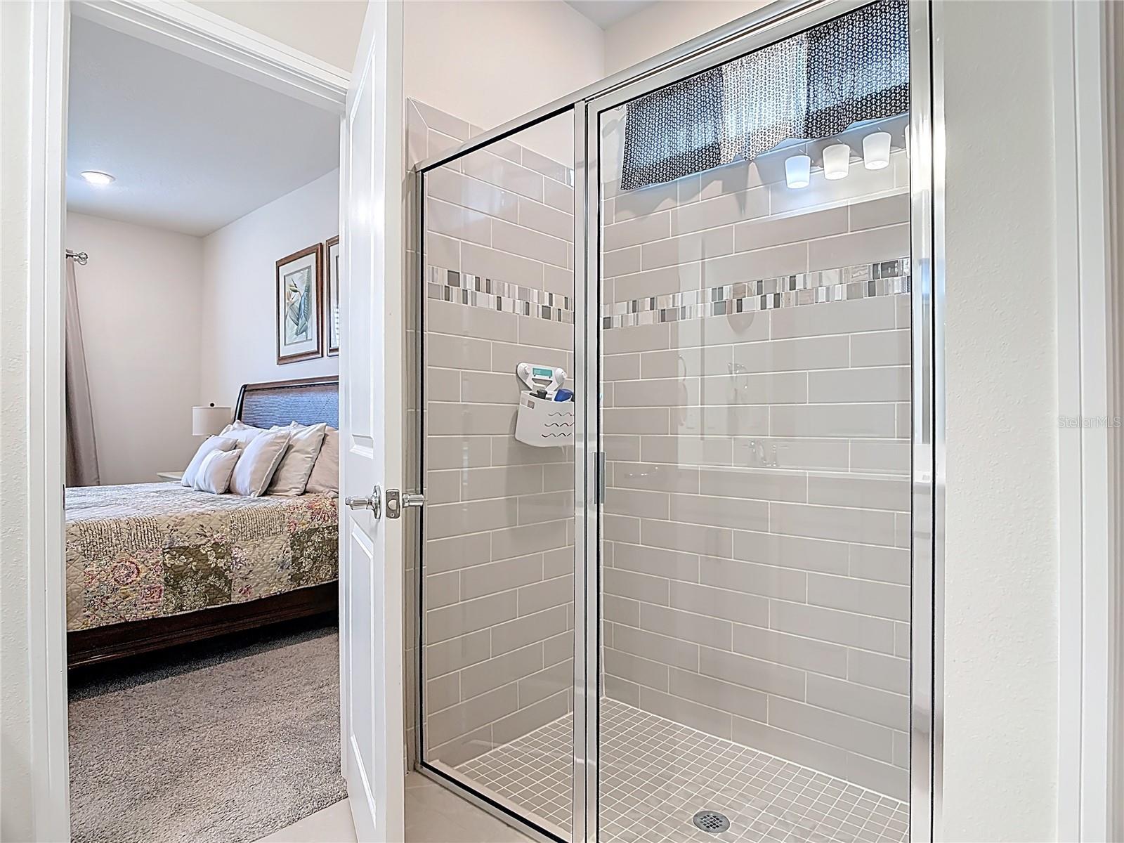 CANOPY TERRACE - Residential