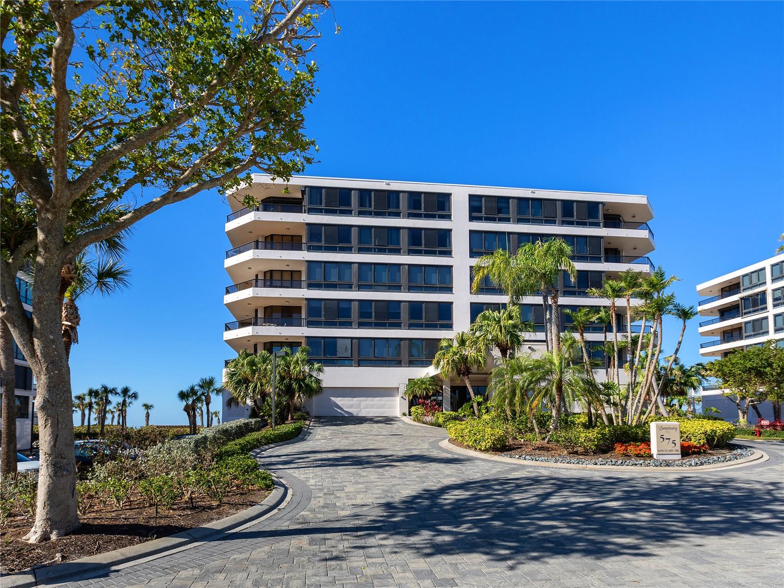 SANCTUARY I - Residential