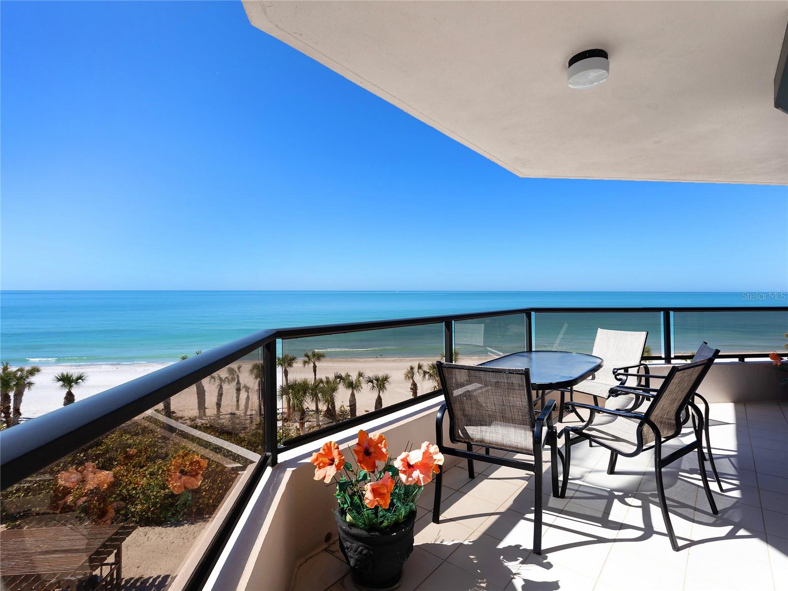 SANCTUARY I - Residential