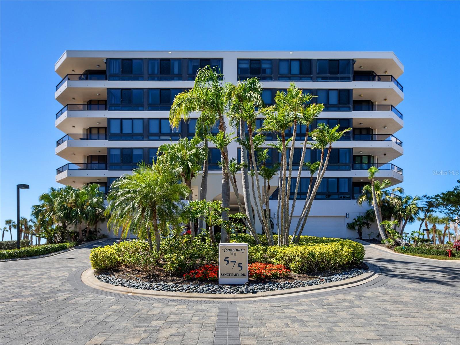 SANCTUARY I - Residential