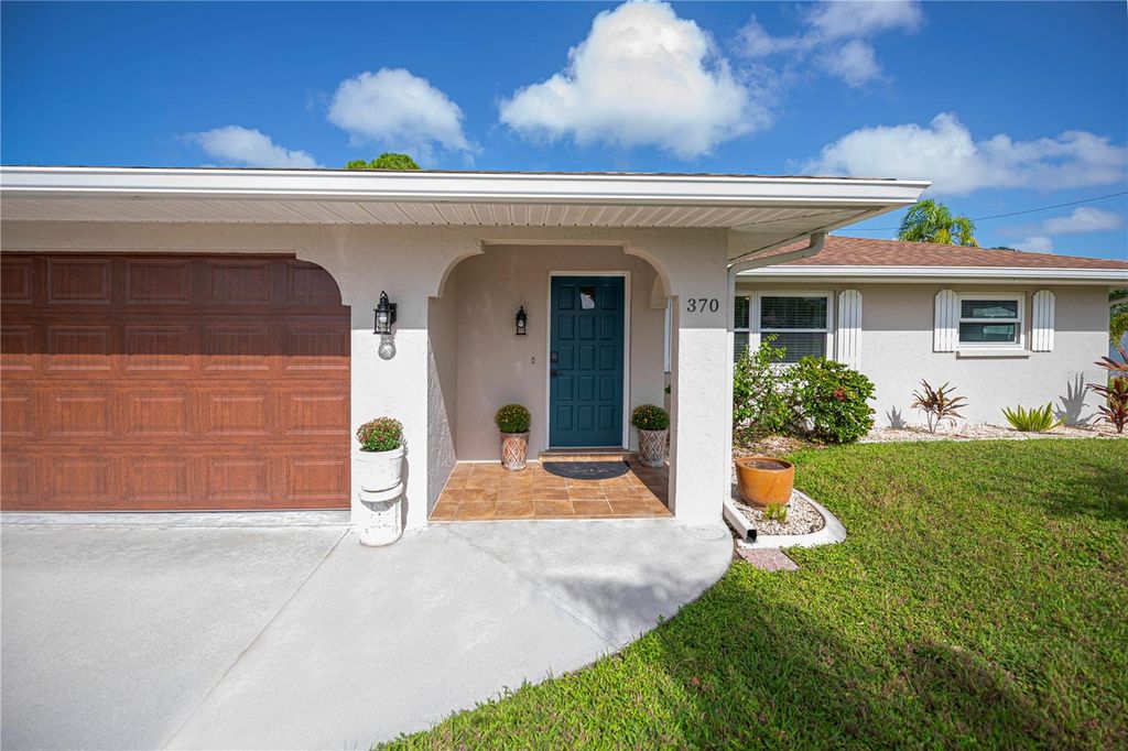 Photo of 370 Crane Road, Venice, FL 34293 (MLS # N6140862)