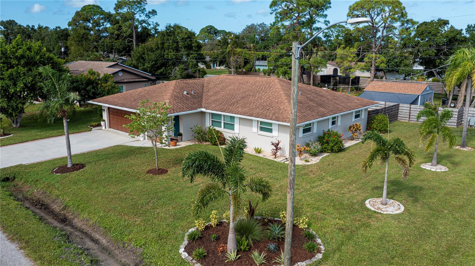 SOUTH VENICE - Residential