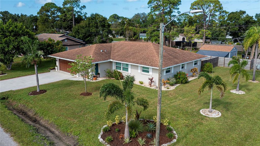 Photo of 370 Crane Road, Venice, FL 34293 (MLS # N6140862)