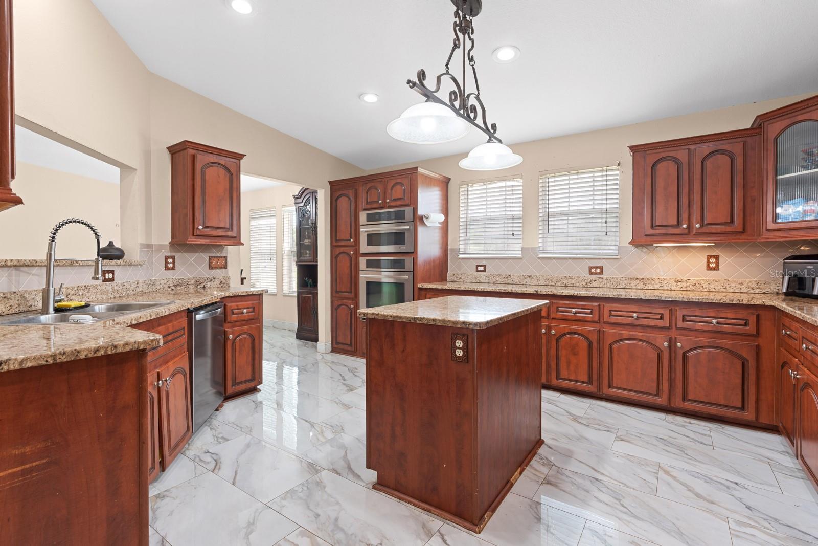 ZEPHYRHILLS COLONY CO - Residential