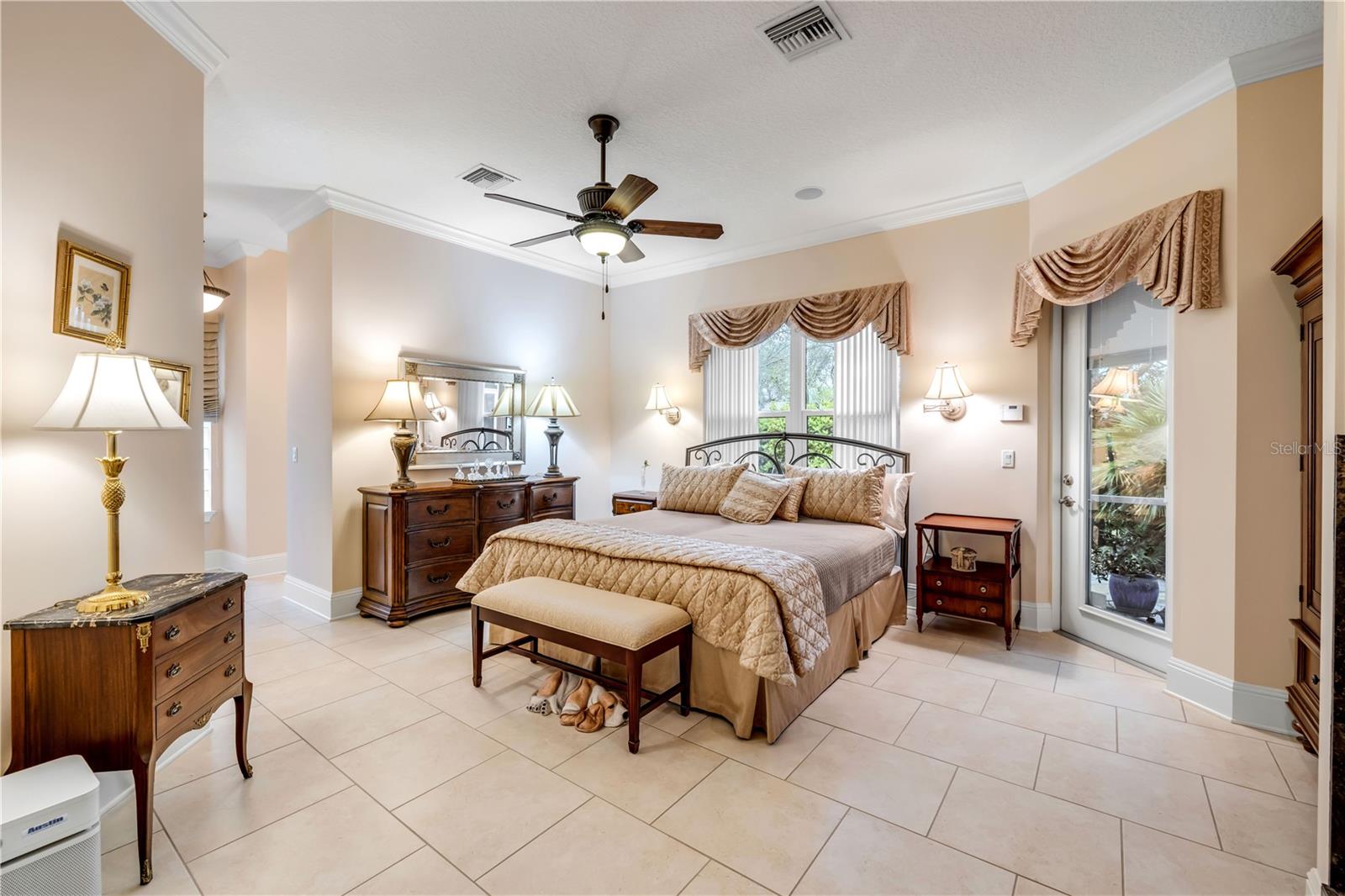 OCEANSIDE VILLAGE - Residential