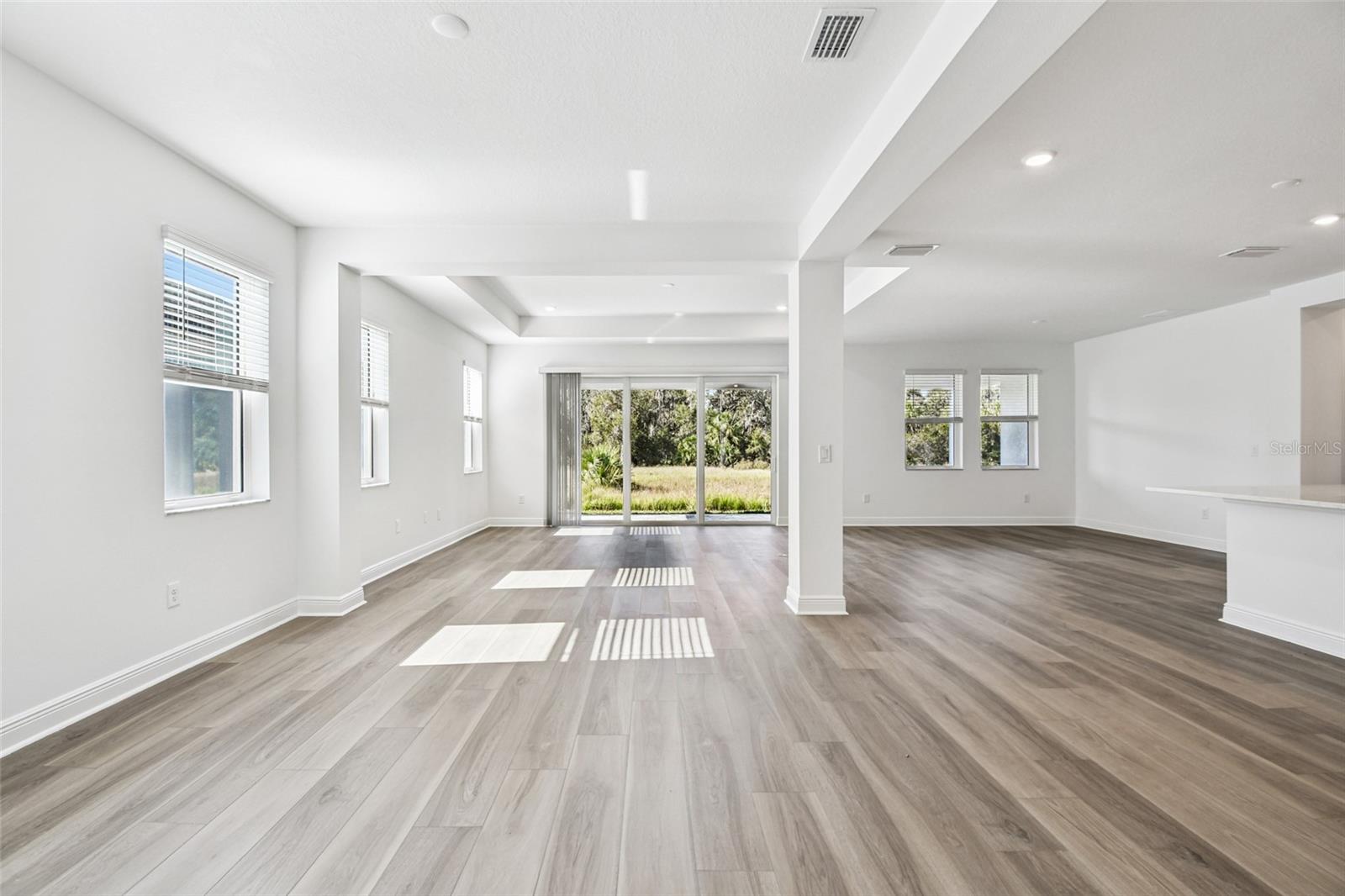 CREEKS EDGE AT TWIN RIVERS - Residential