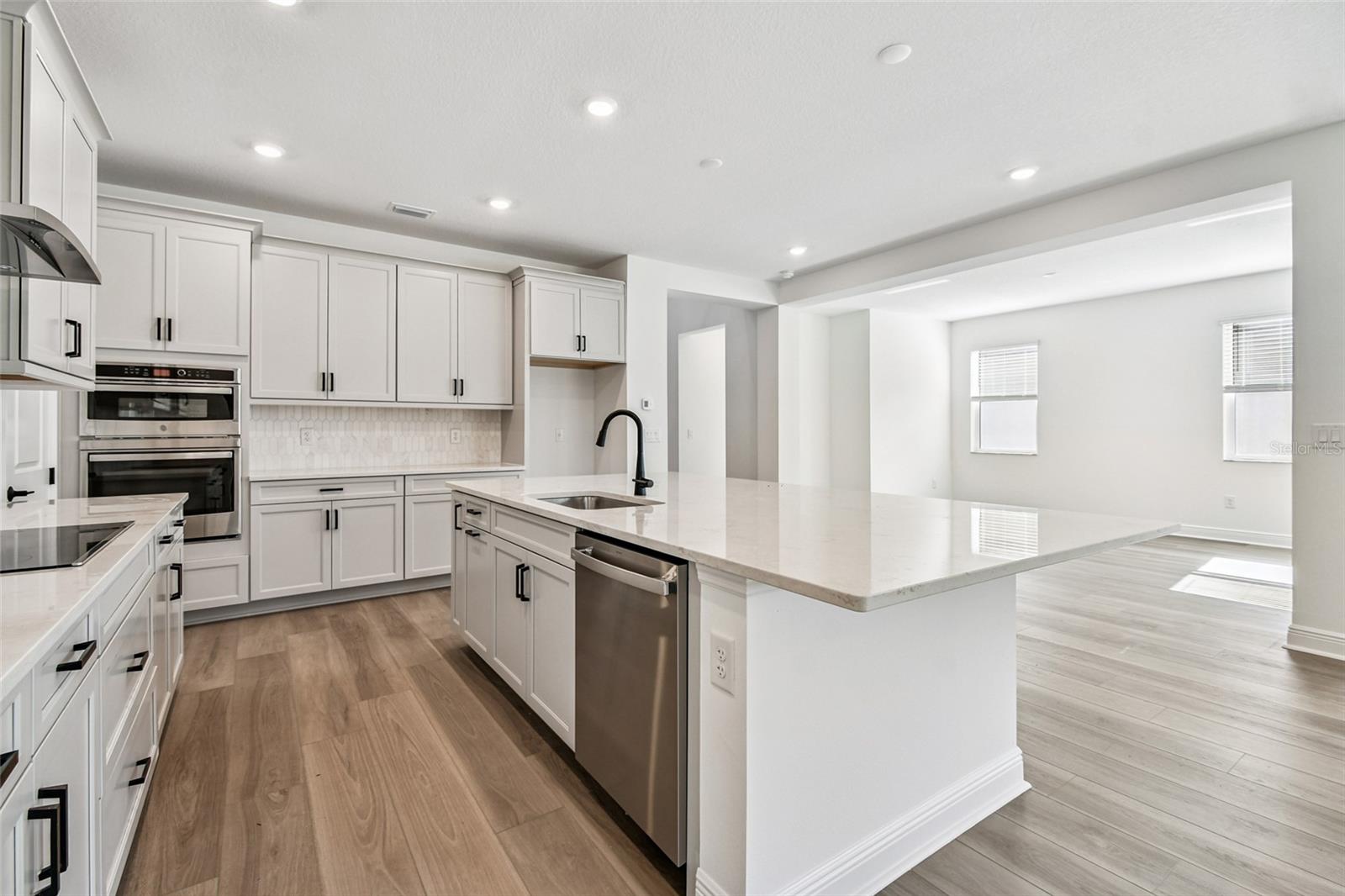 CREEKS EDGE AT TWIN RIVERS - Residential