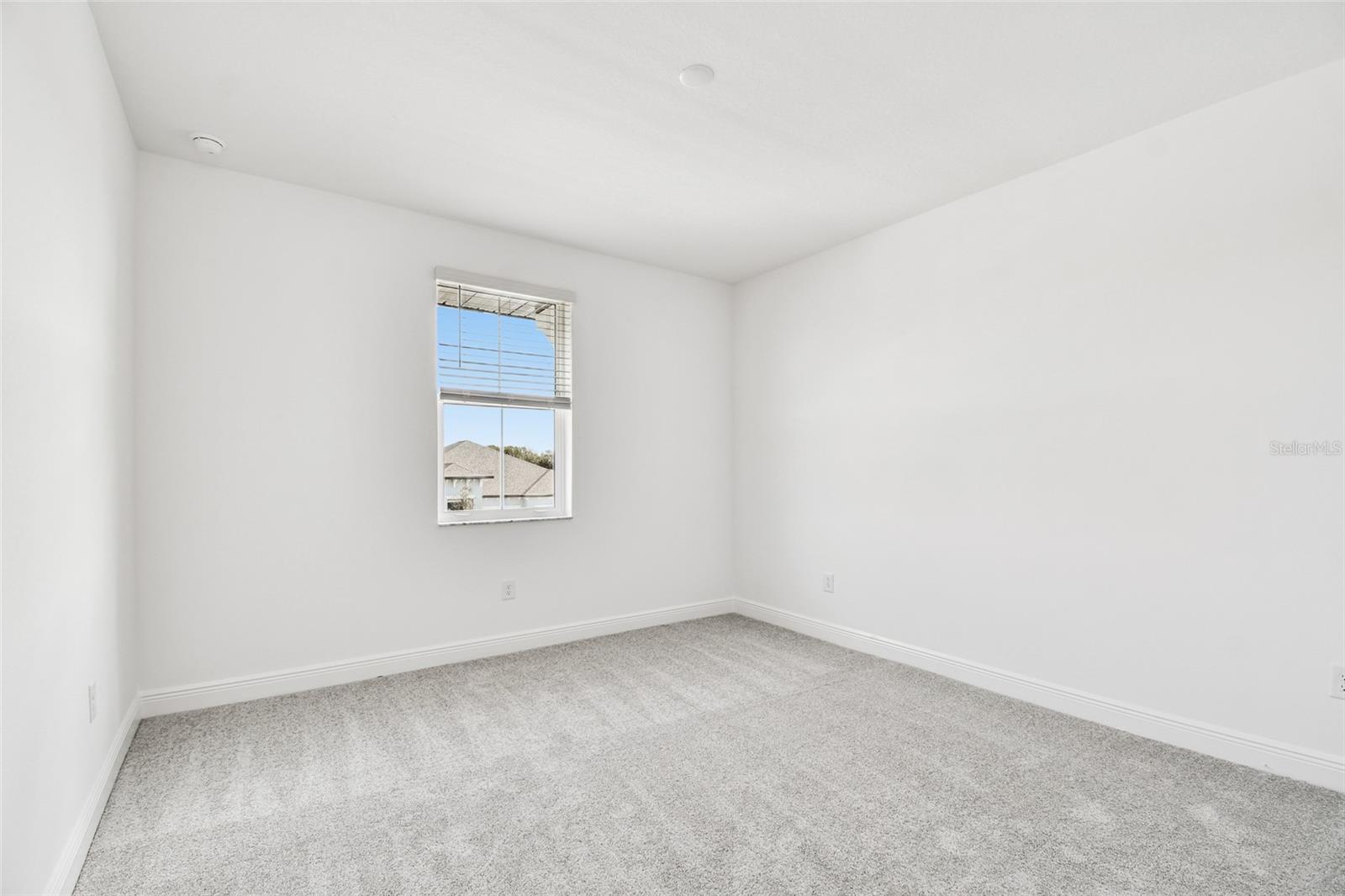 CREEKS EDGE AT TWIN RIVERS - Residential