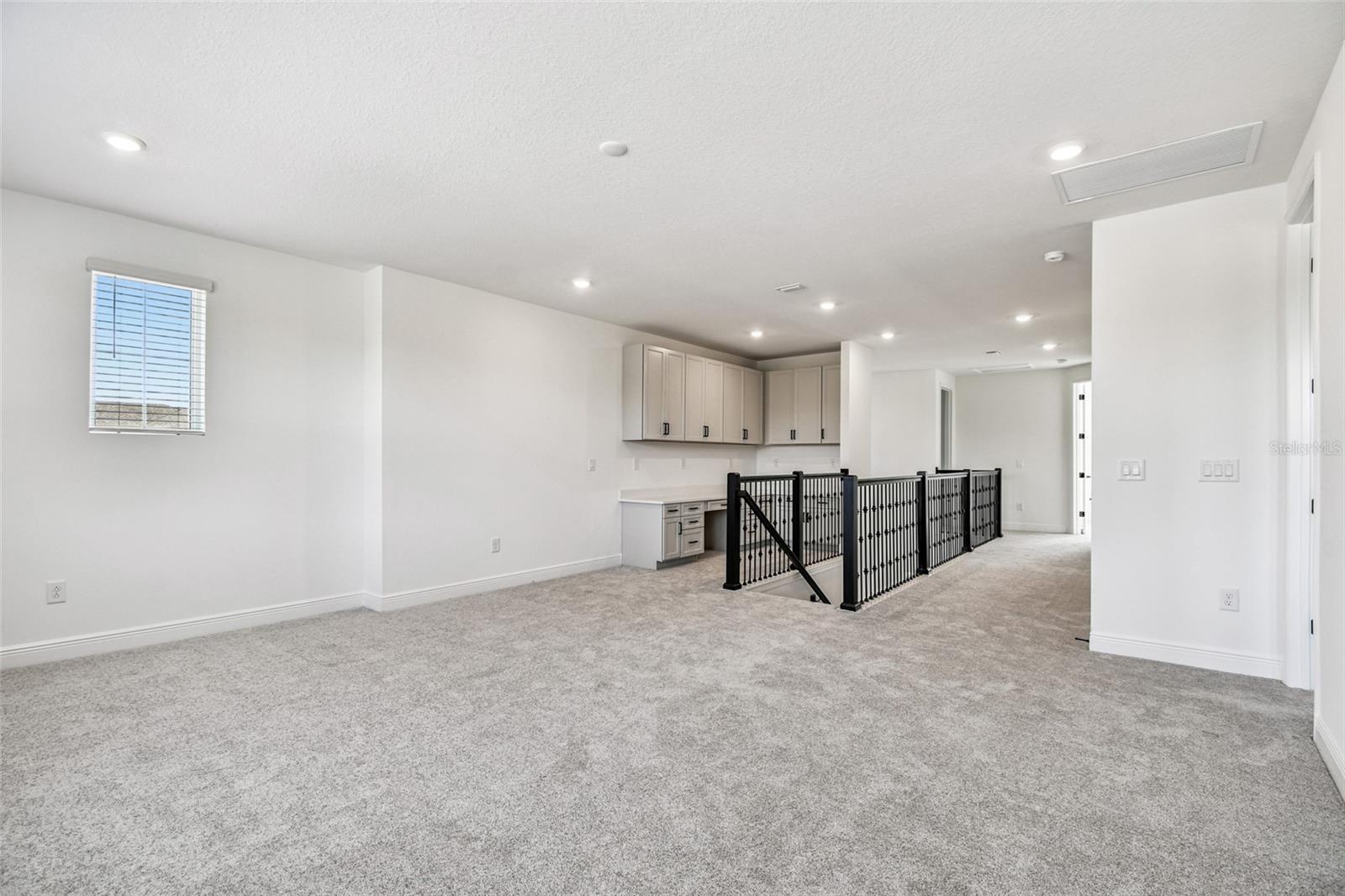 CREEKS EDGE AT TWIN RIVERS - Residential