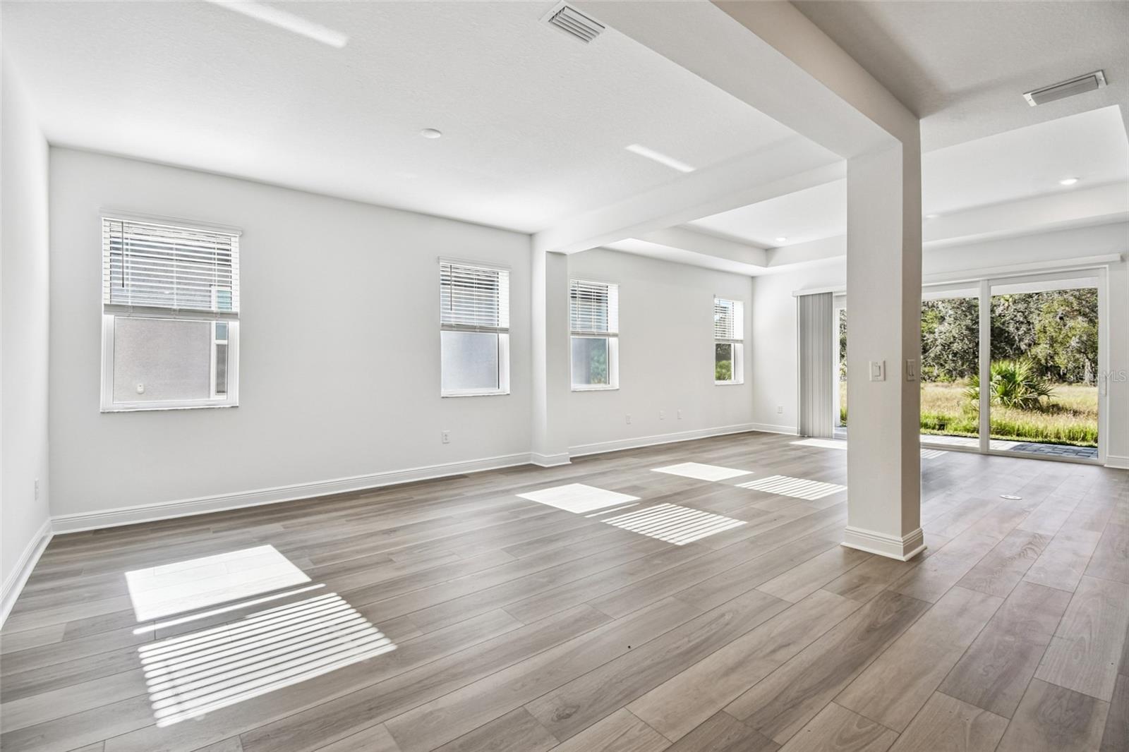 CREEKS EDGE AT TWIN RIVERS - Residential