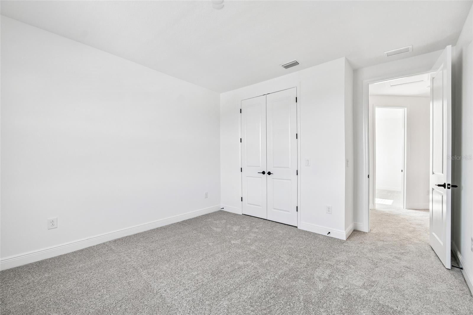 CREEKS EDGE AT TWIN RIVERS - Residential