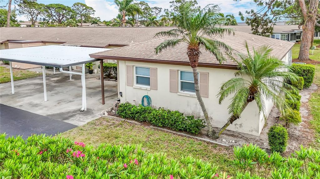 Photo of 2802 Swifton Drive #V102, Sarasota, FL 34231 (MLS # A4648027)