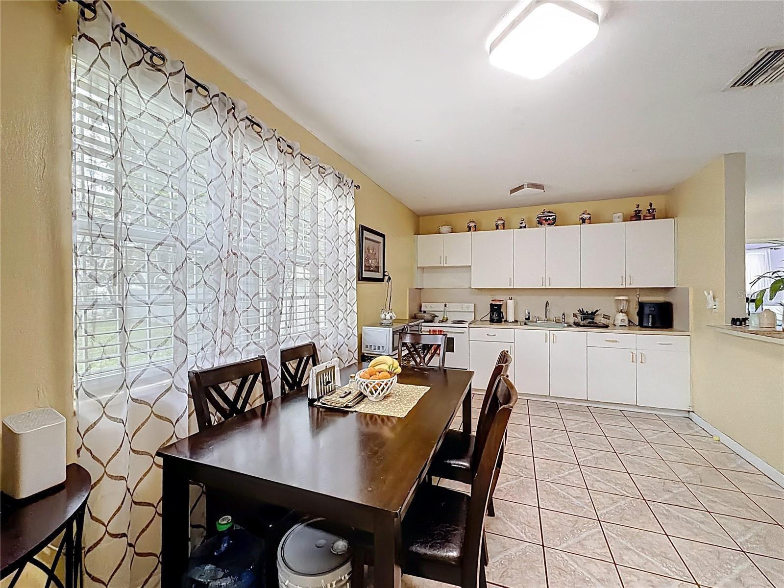 OPA LOCKA 03 - Residential