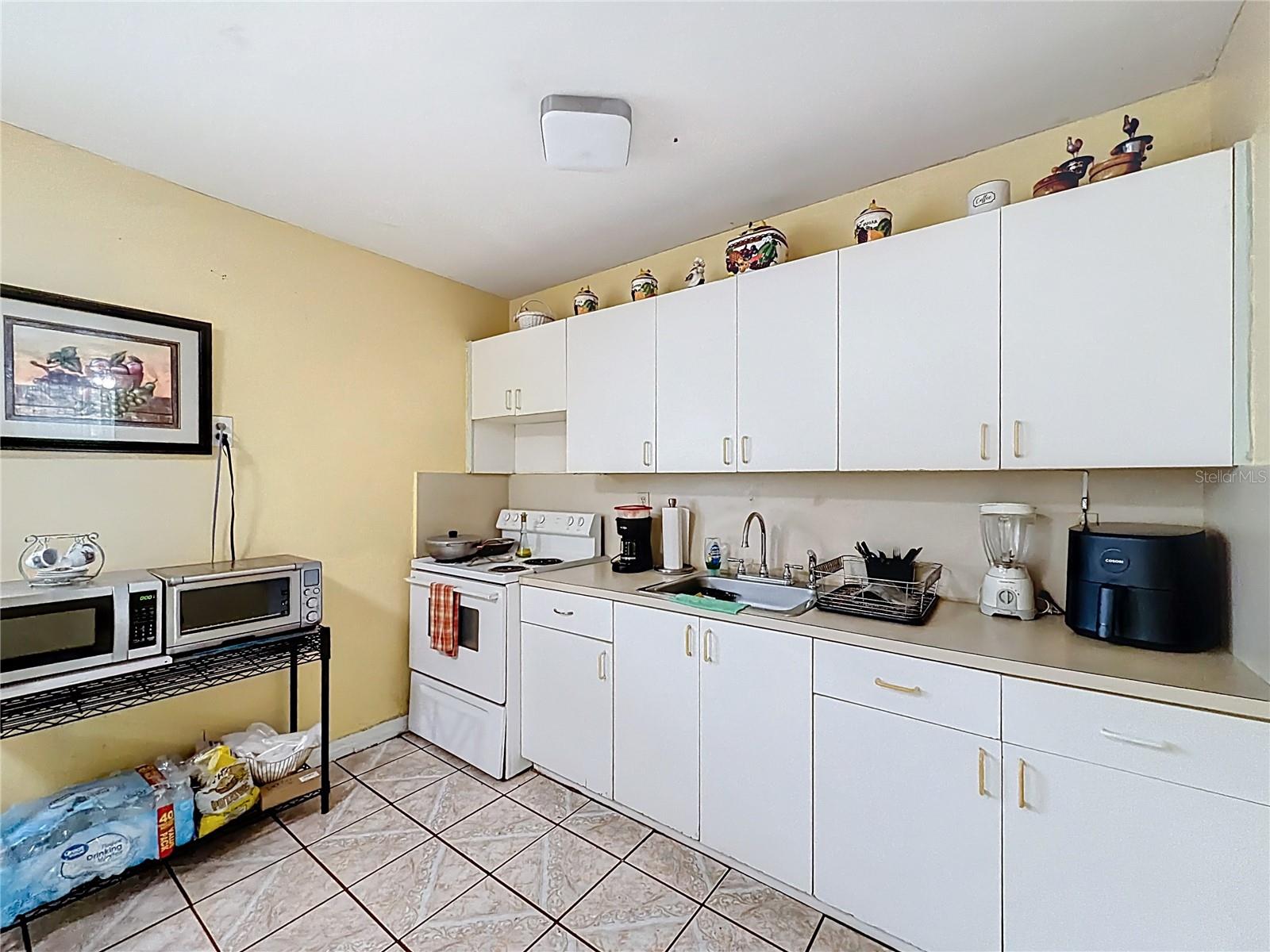 OPA LOCKA 03 - Residential