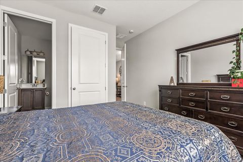 Tiny photo for 2290 Endeavor Way, Clermont, FL 34715 (MLS # O6332211)