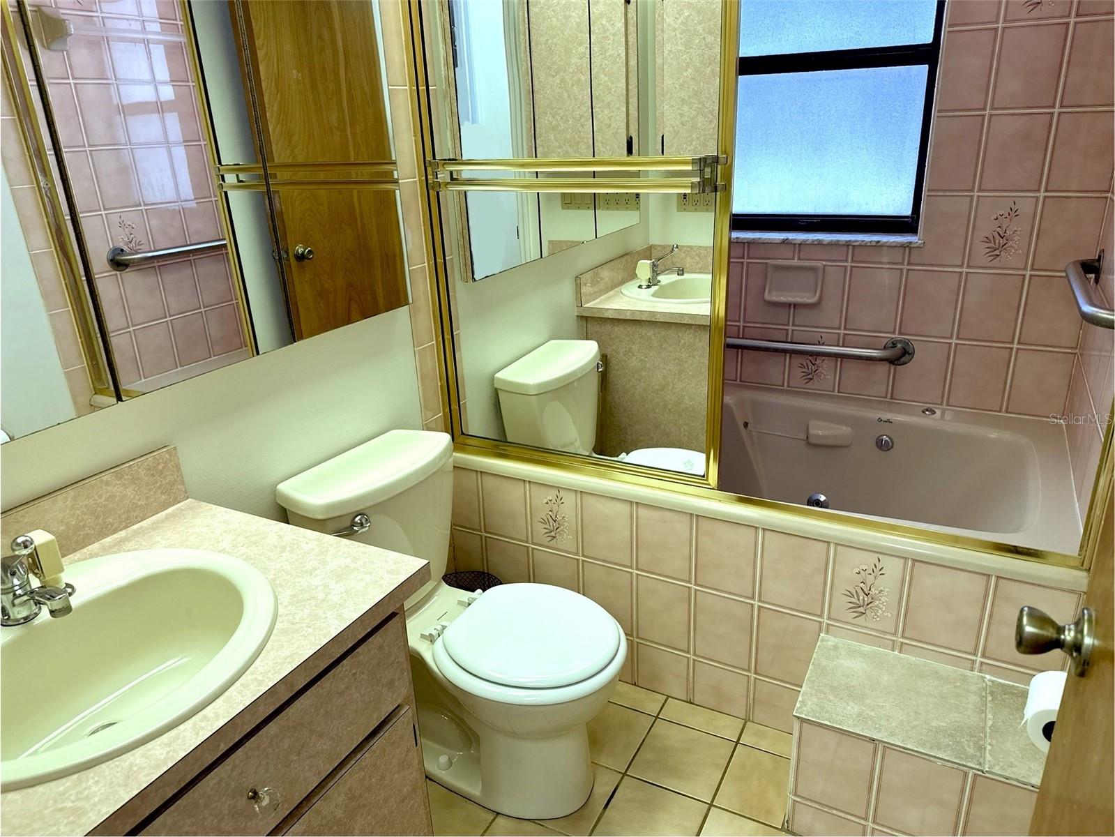 INVERNESS HIGHLANDS WEST - Residential