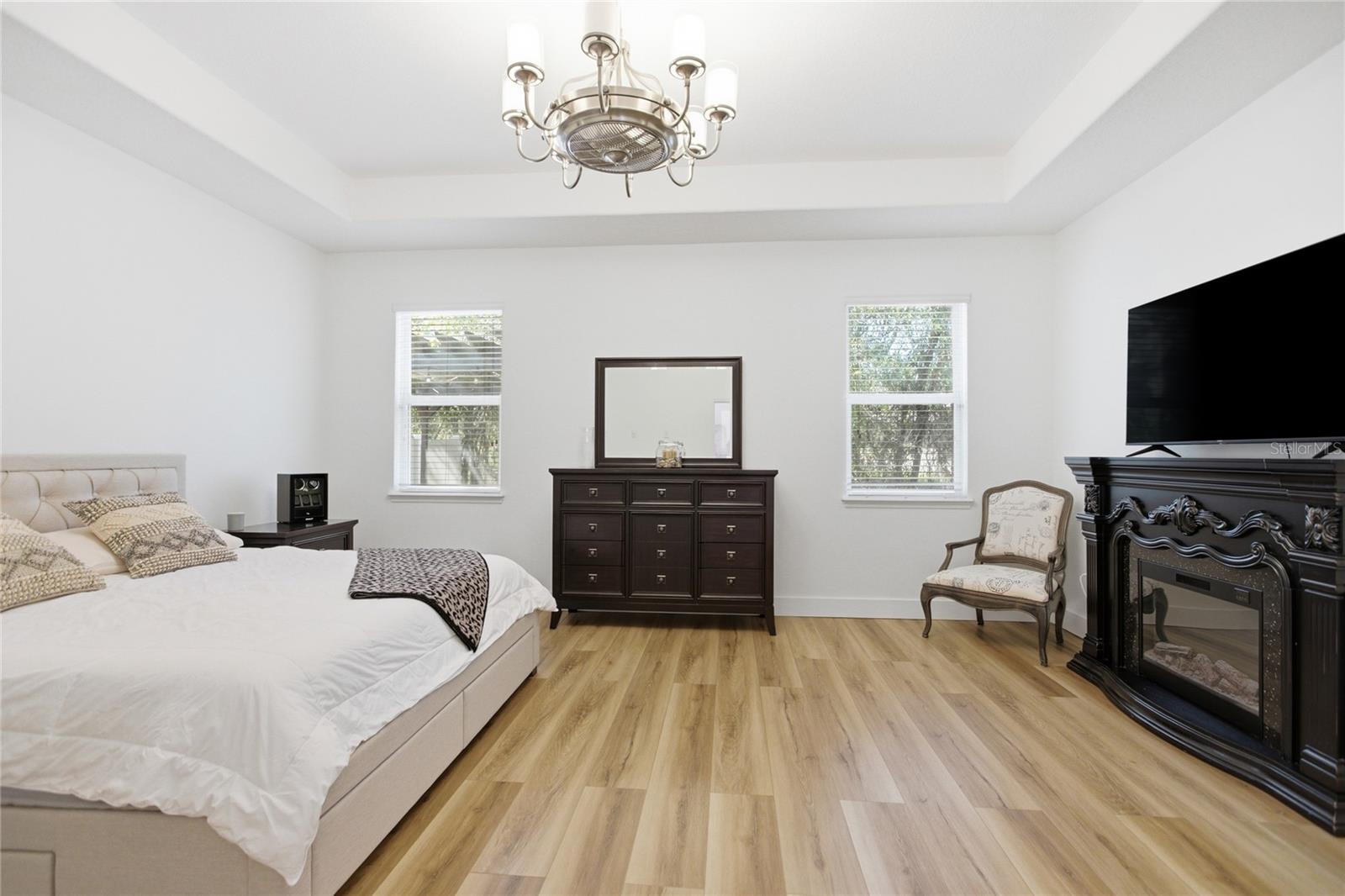 WELLINGTON WOODS - Residential