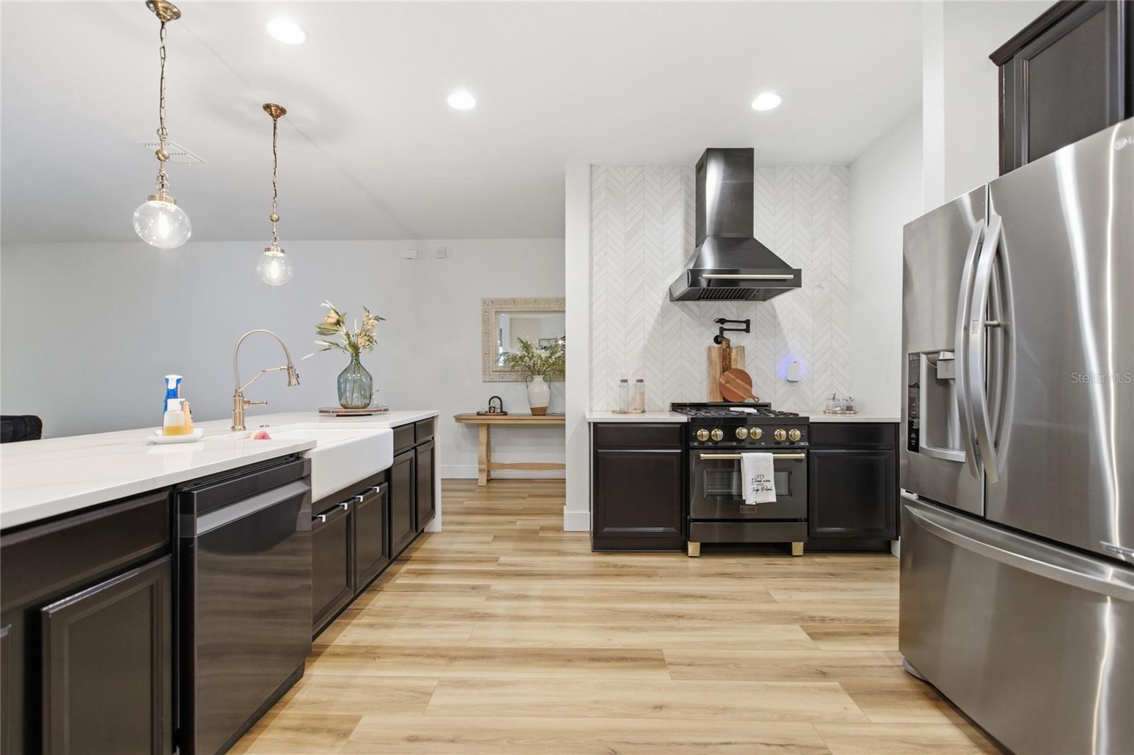 WELLINGTON WOODS - Residential