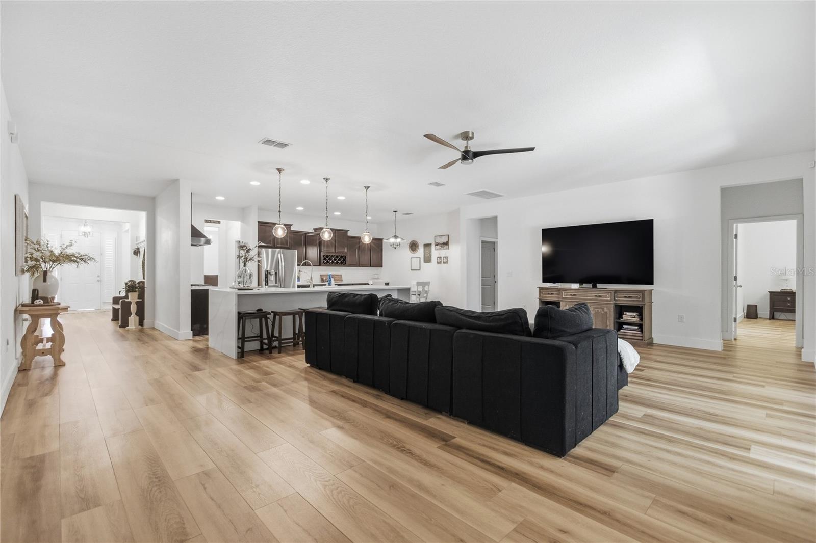 WELLINGTON WOODS - Residential