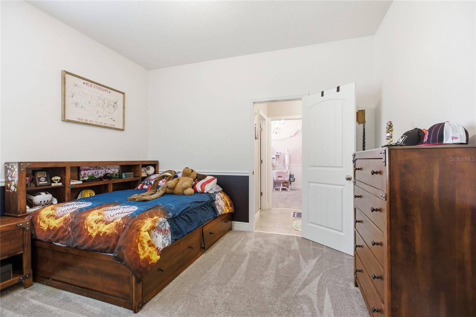 WELLINGTON WOODS - Residential