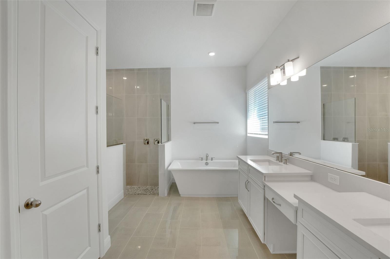 PALMS AT WINDERMERE - Residential