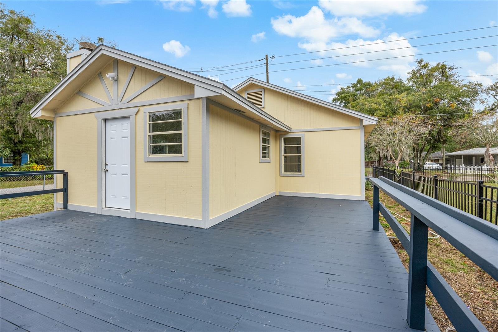 DANIEL DIXSON - Residential