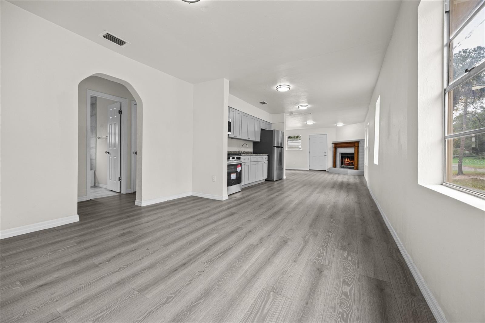 DANIEL DIXSON - Residential