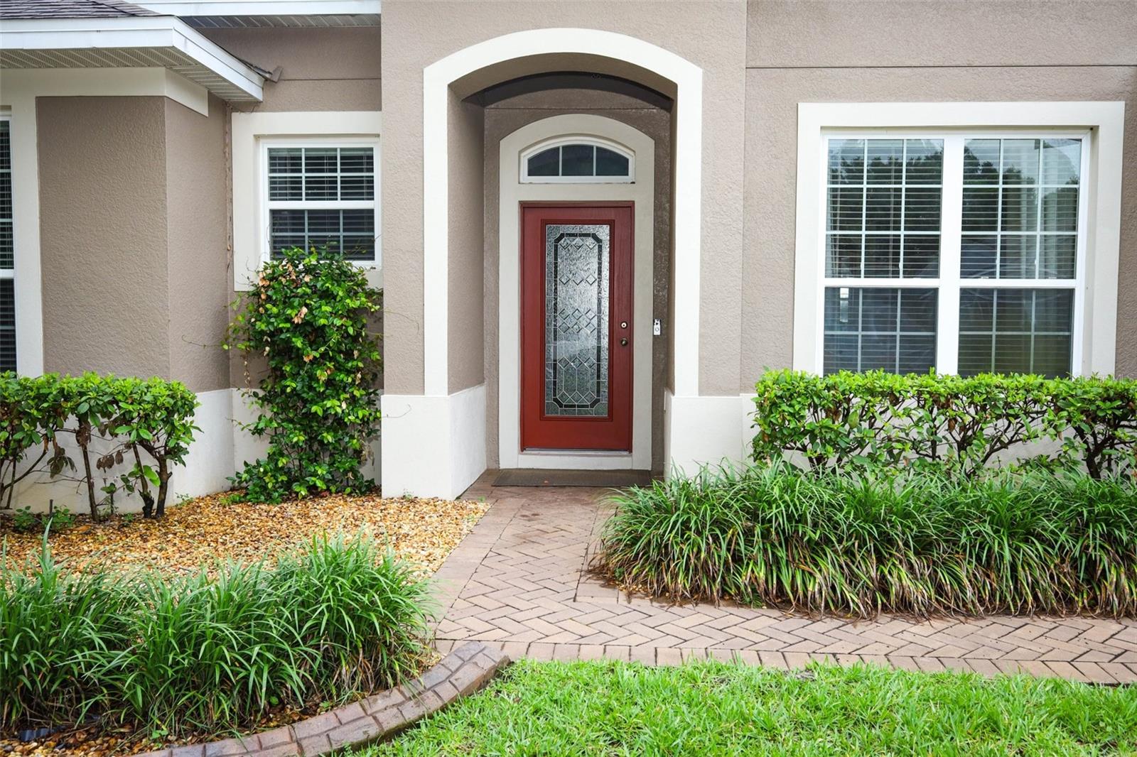 1661 BLUE GRASS BOULEVARD