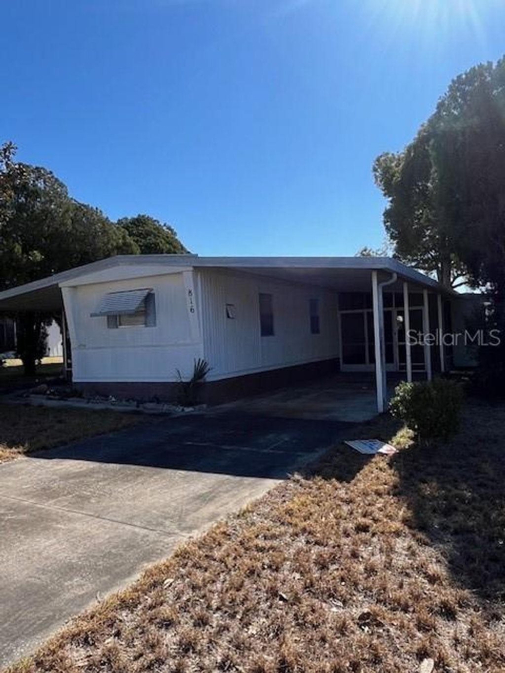 Photo of 816 Beechwood Avenue, Lady Lake, FL 32159 (MLS # G5109132)