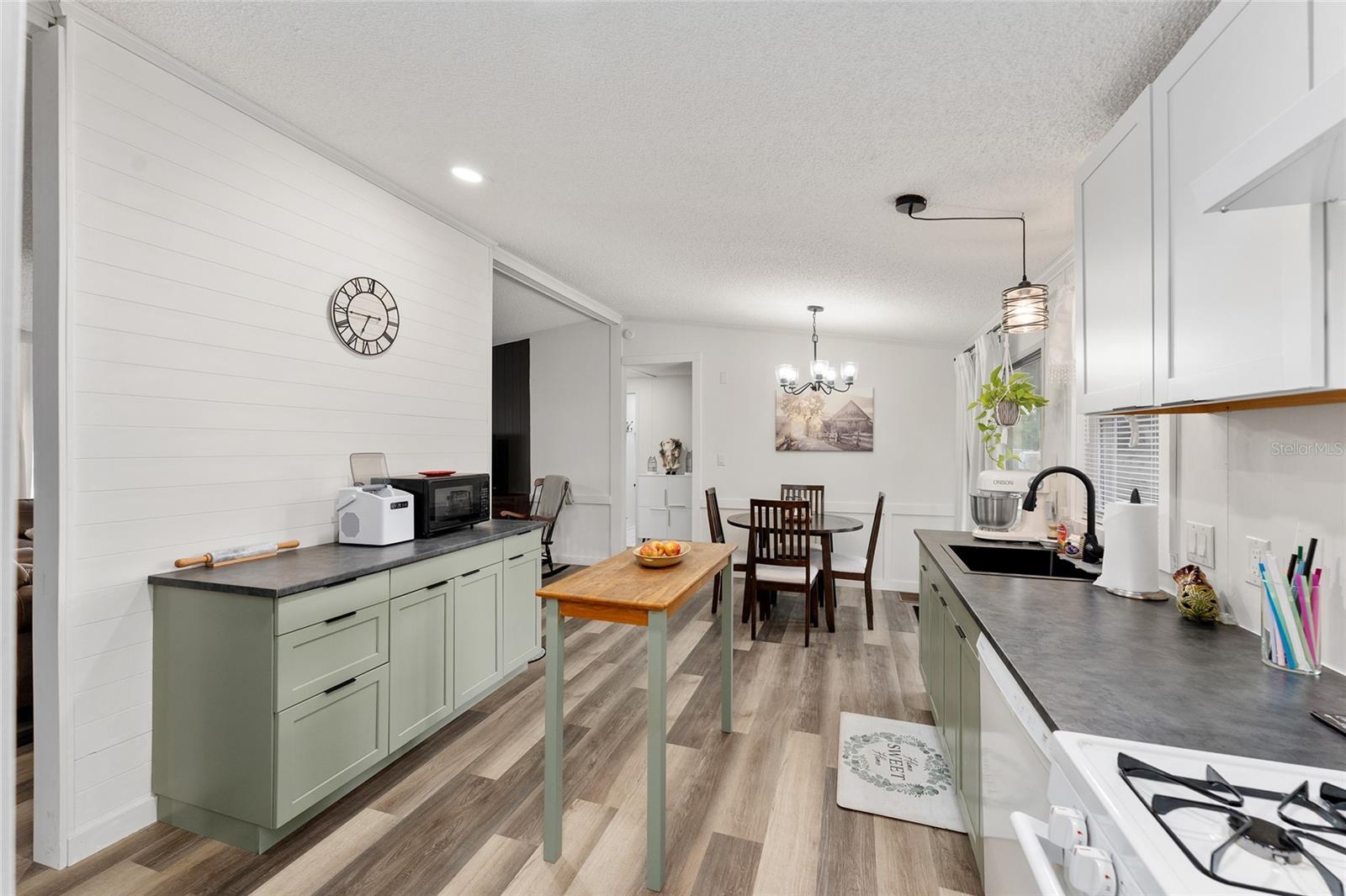 BELLEVIEW RIDGE ESTATE - Residential