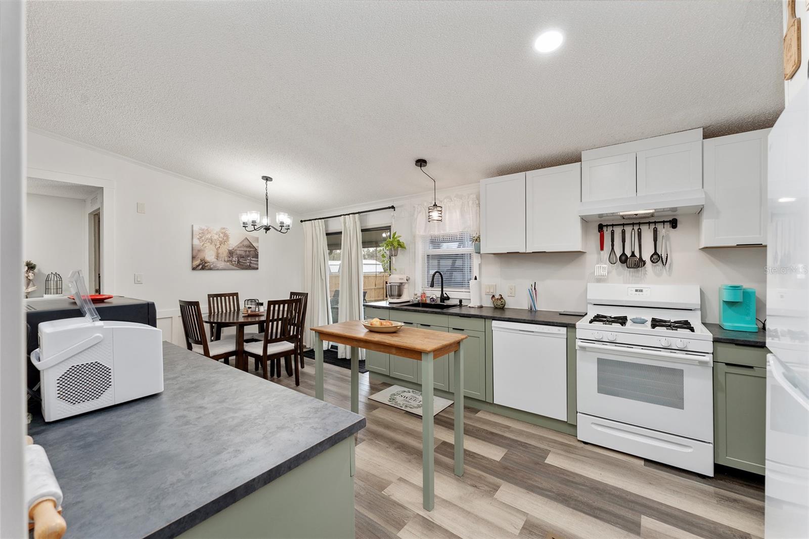 BELLEVIEW RIDGE ESTATE - Residential