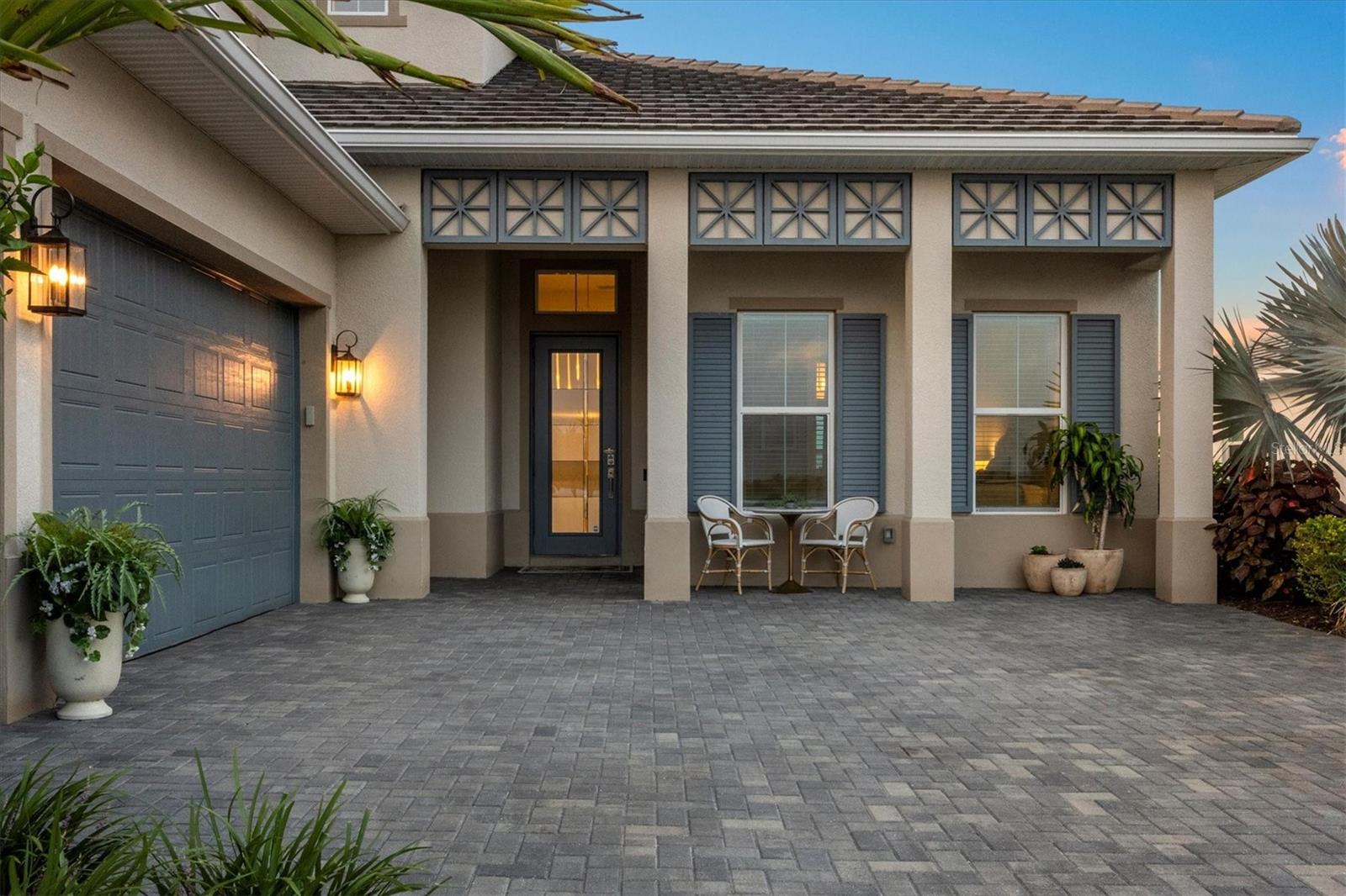 8209 REDONDA LOOP