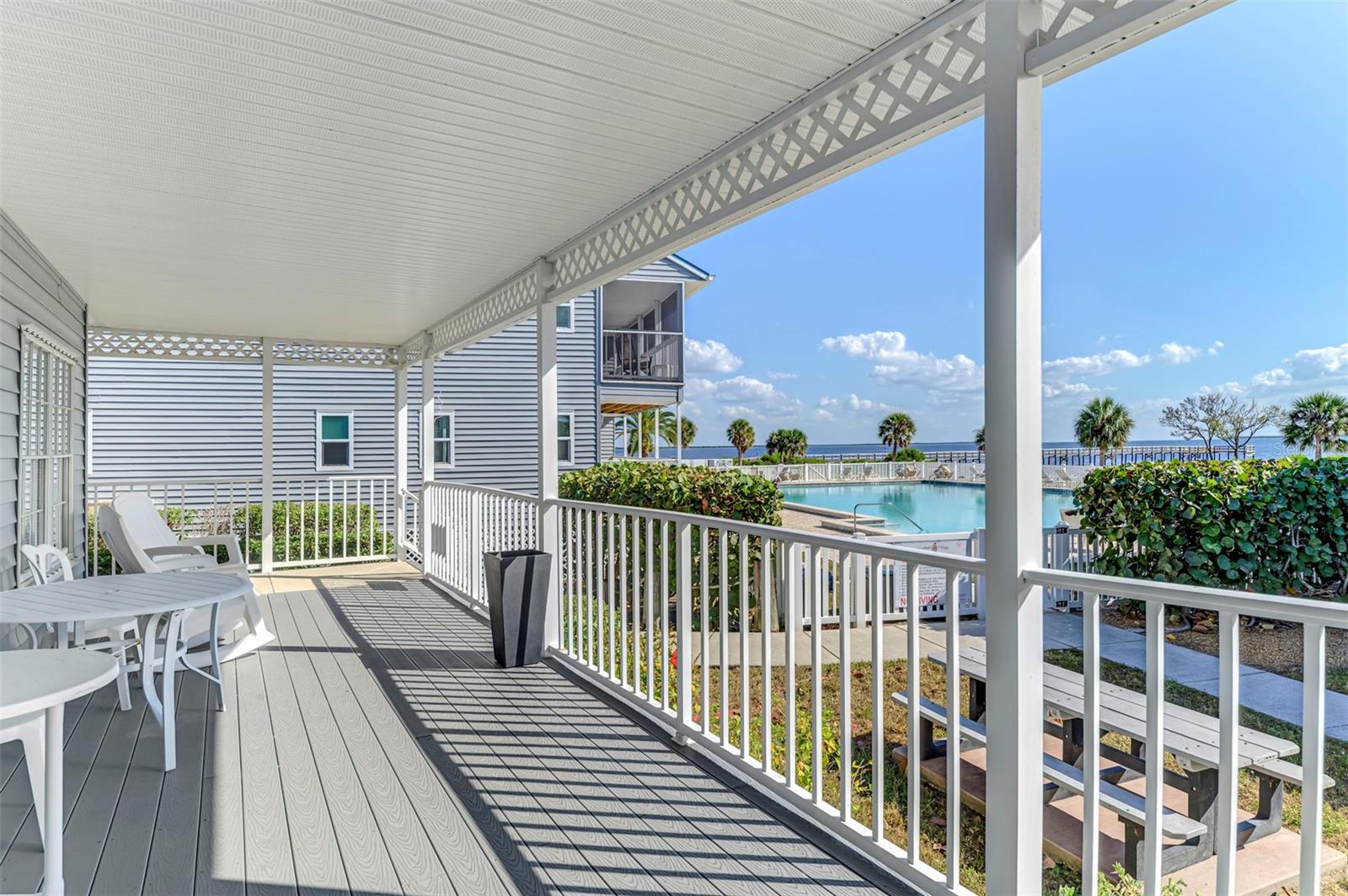 VILLAS AT HARBOUR VILLAGE - Residential